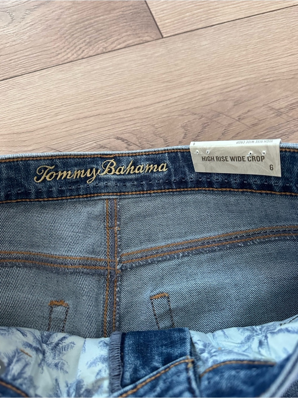 NWT Tommy Bahama Indigo Palm High-Rise Wide Crop Jeans Size 6 - Picture 7 of 8